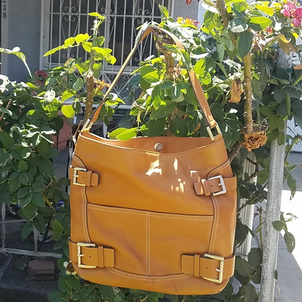 Michael Kors leather purse
